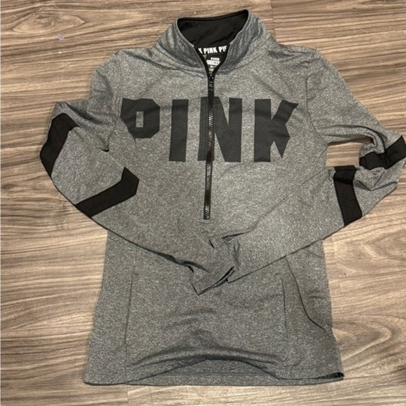 PINK Victoria’s Secret half zip woman’s pullover size XS - Picture 1 of 4